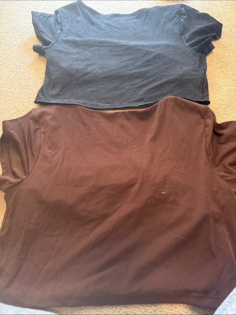 2- OFFLINE by Aerie Women’s Scoop Neck Crop Tops with built in bra-Black&Brown - Picture 4 of 4